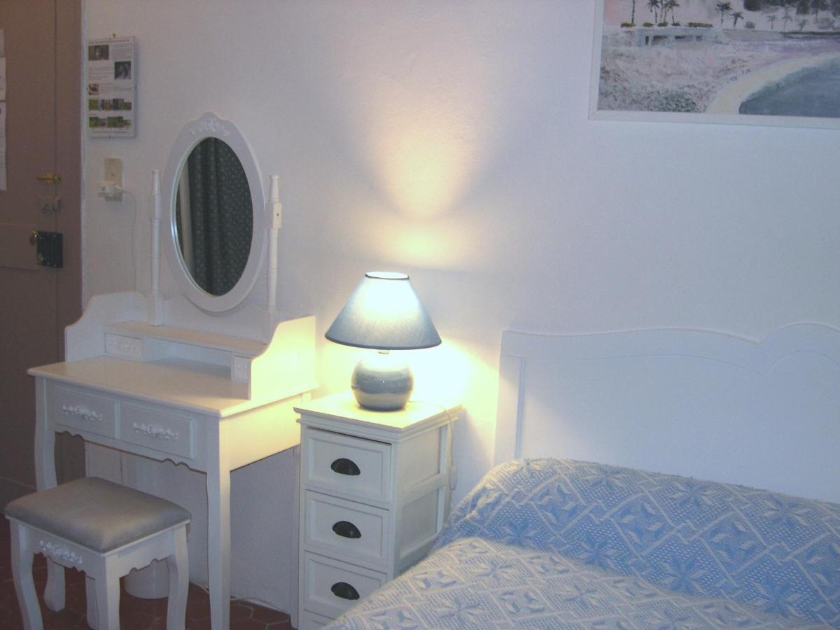 Bed & Breakfast Domaine Du Parais